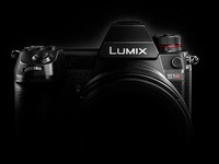 lumix-190108.jpg